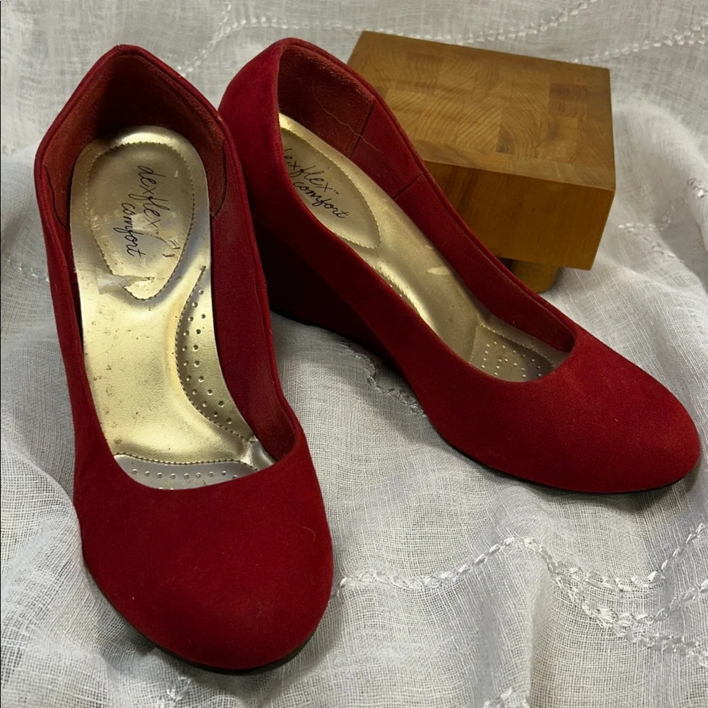 DexFlex Comfort great red hue wedges